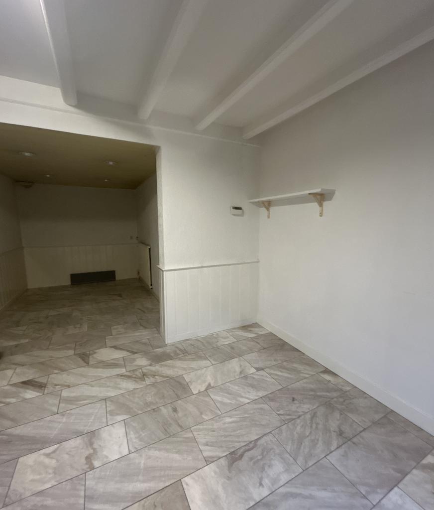 Kamer van 24 m2 aan de Nachtegaalstraat - Afbeelding 1