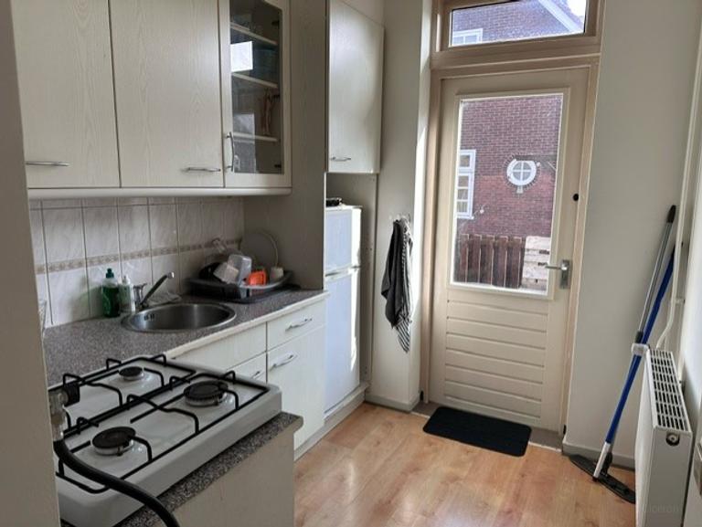 Etage met terras in Oog in Al - Afbeelding 4