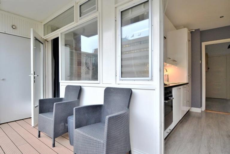 Bright 3-room apartment near Zuidas - Image 25