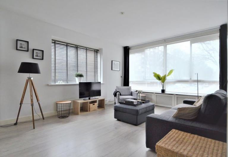 Bright 3-room apartment near Zuidas - Image 17