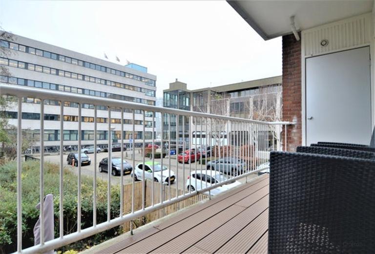 Bright 3-room apartment near Zuidas - Image 24