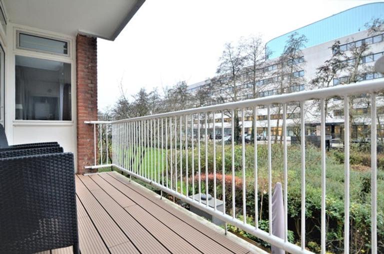 Bright 3-room apartment near Zuidas - Image 11