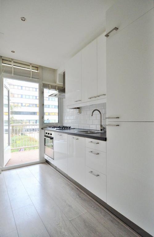 Bright 3-room apartment near Zuidas - Image 20