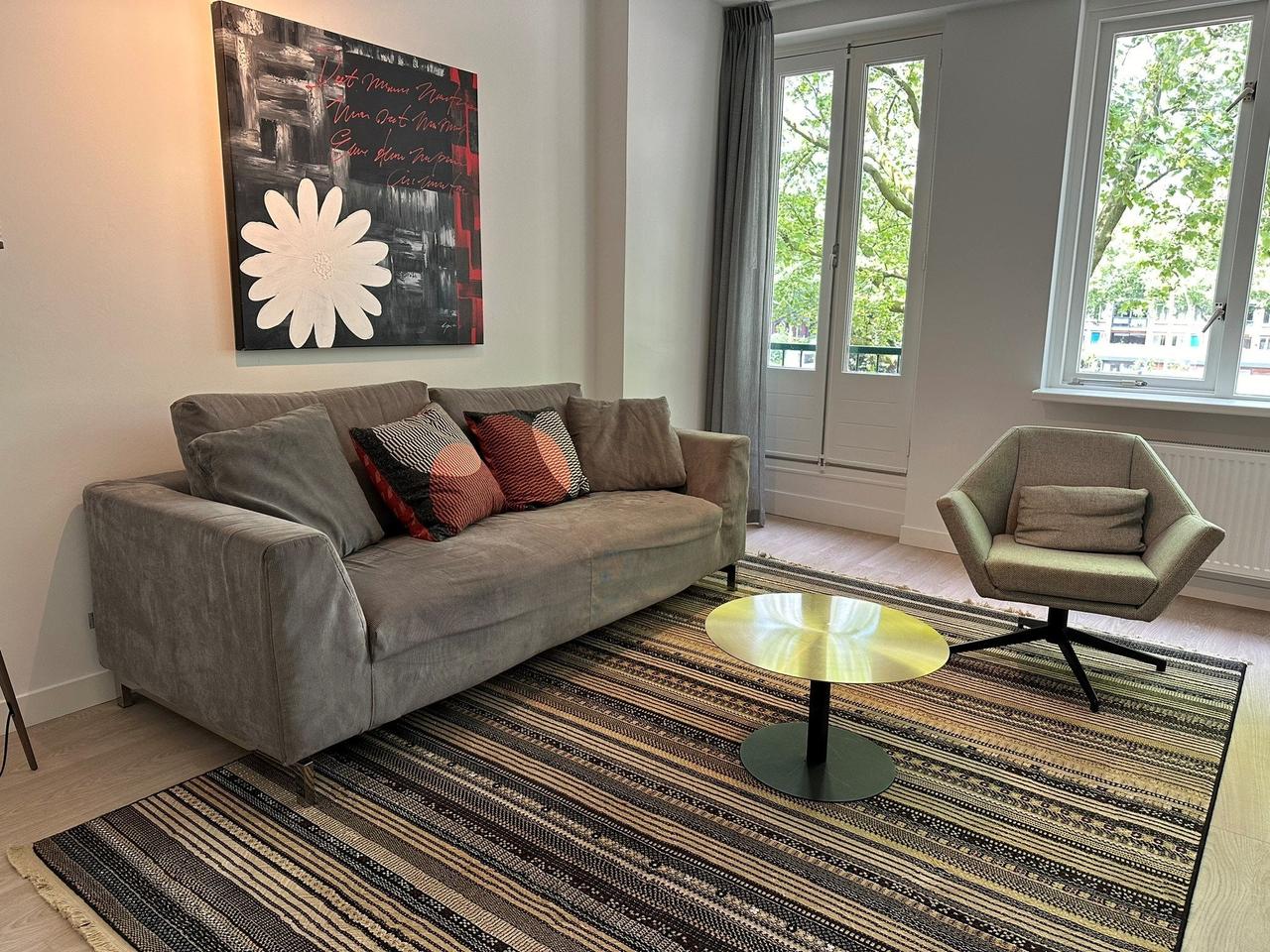 Gemeubileerd 3-kamer appartement met dakterras - Afbeelding 1