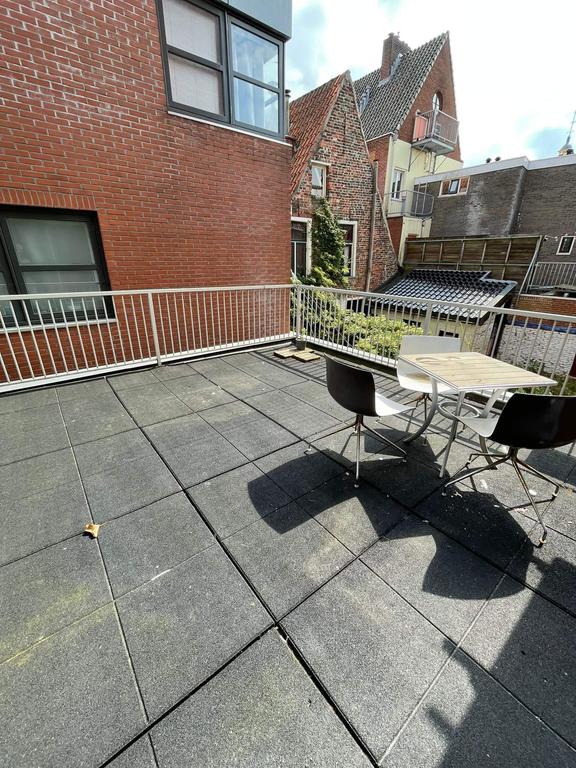 Apartment with Roof Terrace in Groningen City Center - Image 7