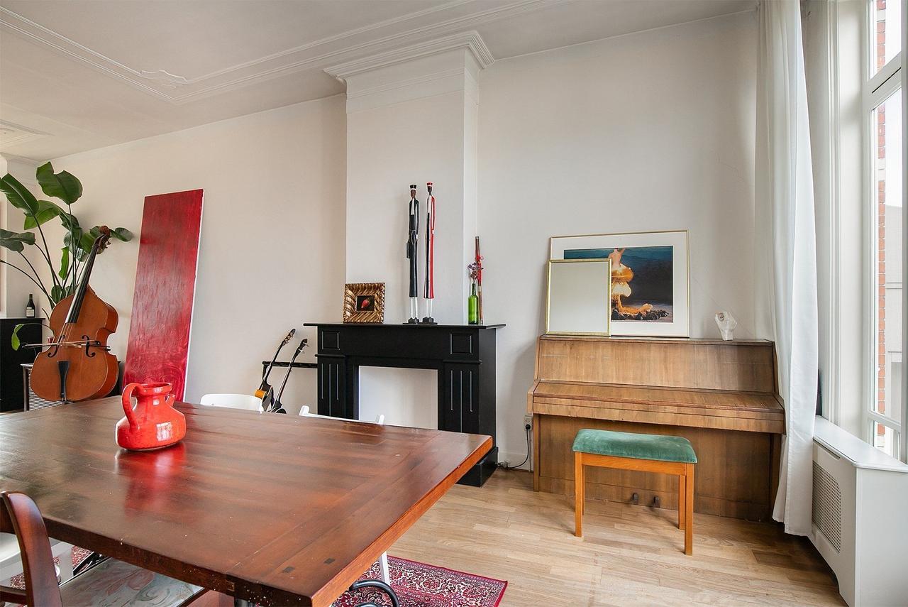 117m² Furnished Apartment with Terrace in Duinoord - Image 4
