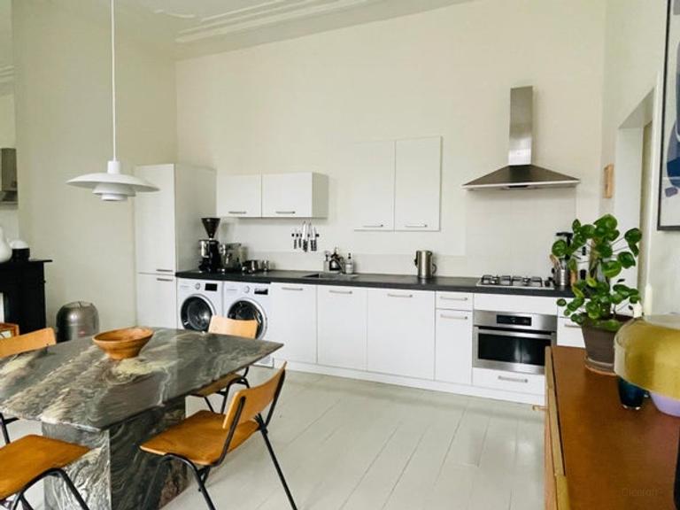 Furnished apartment with high ceilings in Het Zand - Image 6