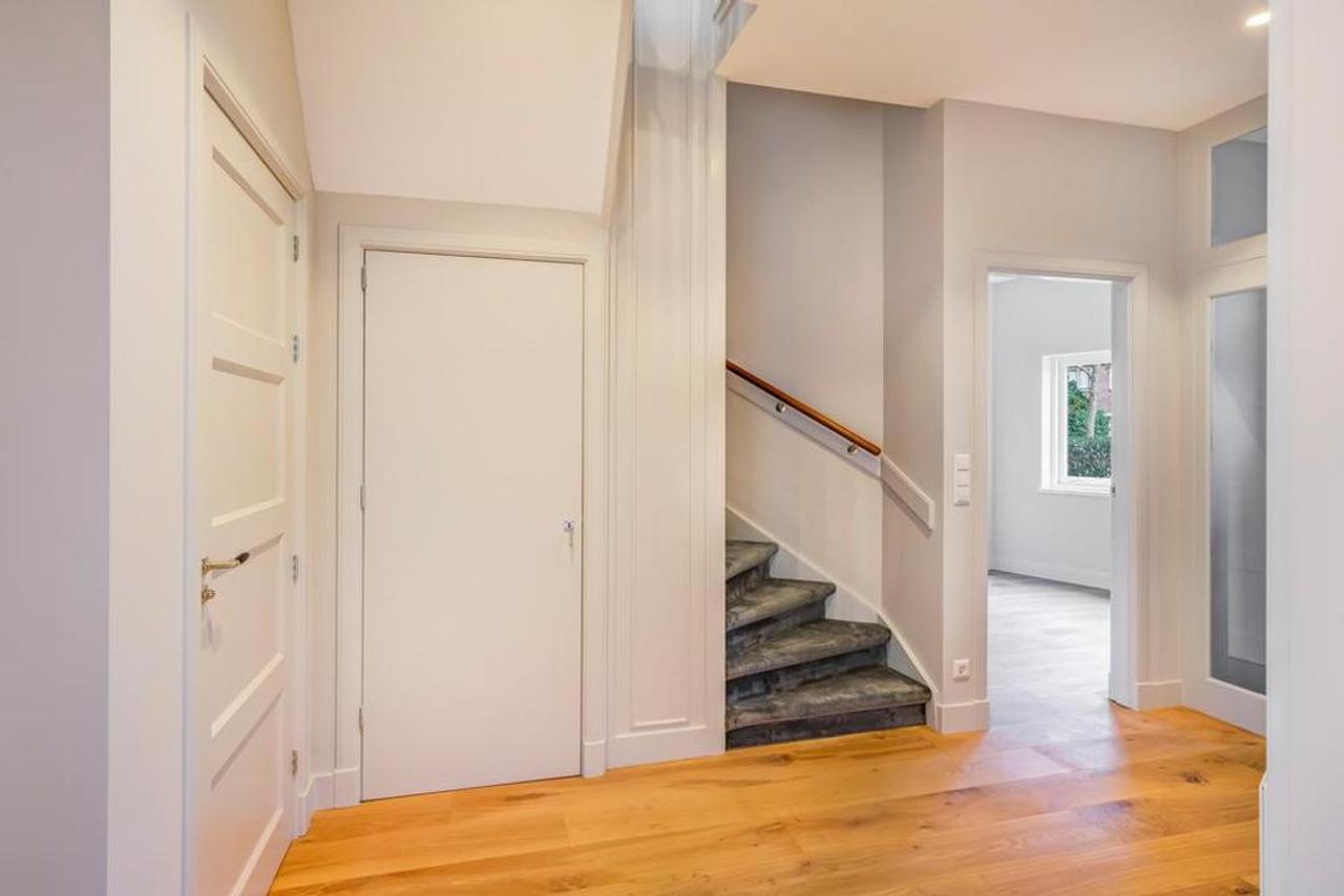 Renovated 202 m² townhouse in the center of Wassenaar - Image 14