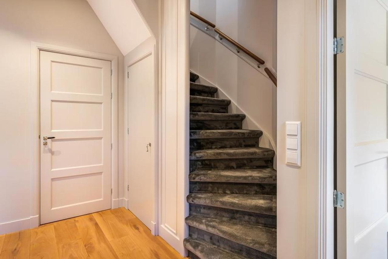 Renovated 202 m² townhouse in the center of Wassenaar - Image 17