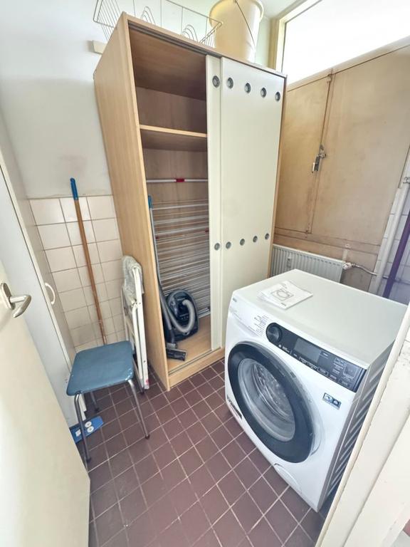 Bright 95 m² apartment with balcony in Welgelegen - Image 19