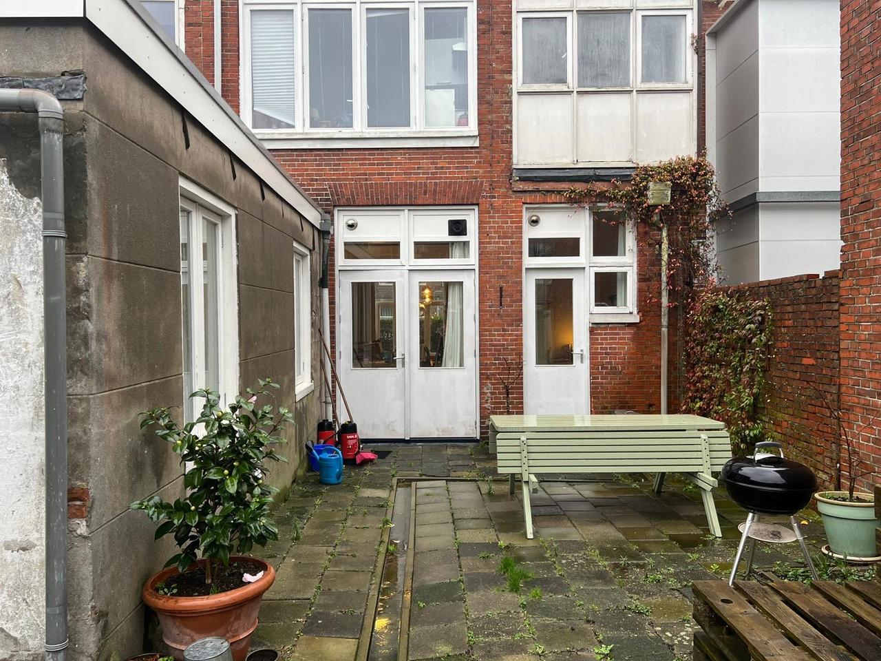 Apartment in the Zeeheldenbuurt with an 85m2 garden - Image 8