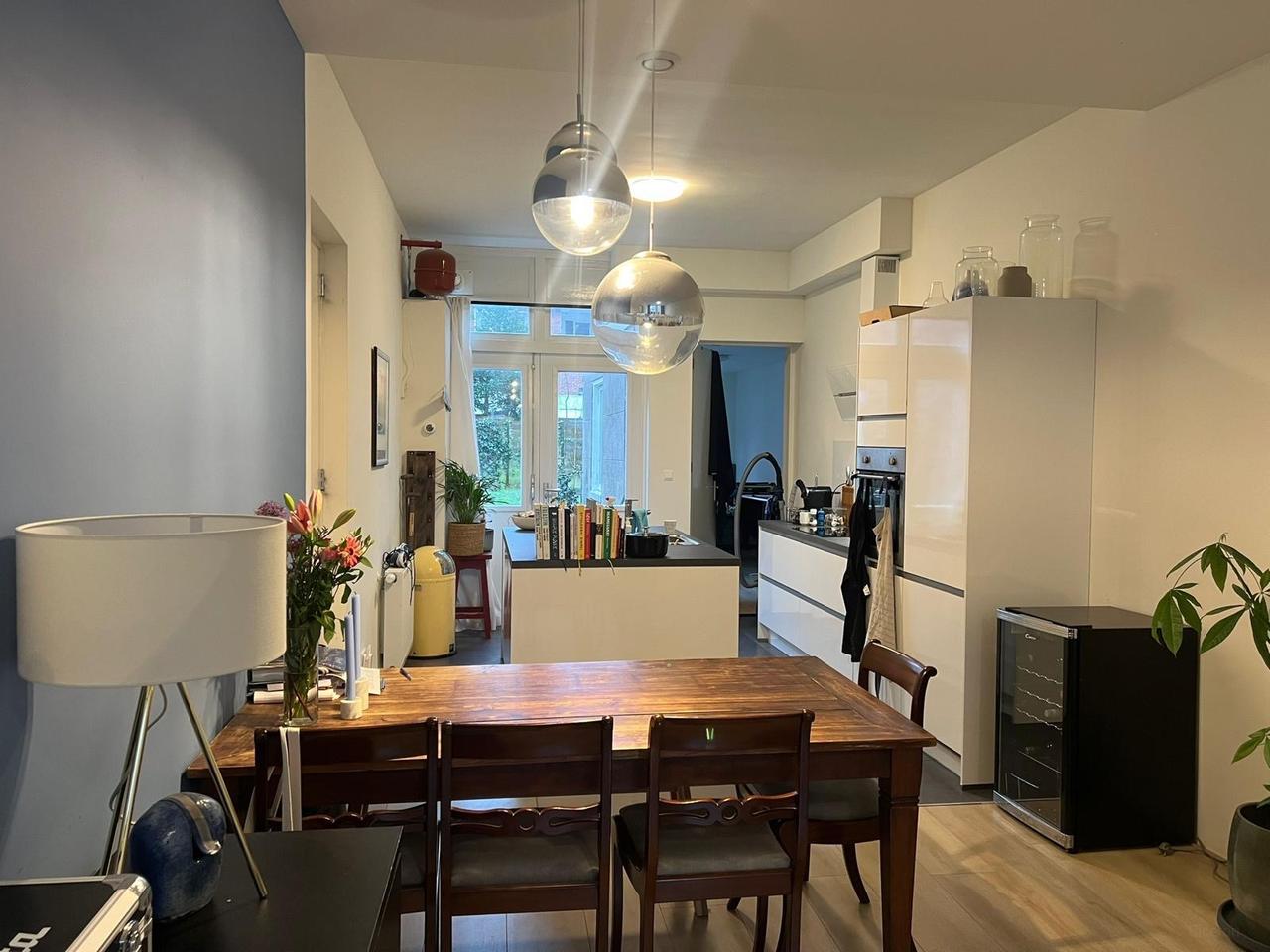 Apartment in the Zeeheldenbuurt with an 85m2 garden - Image 3