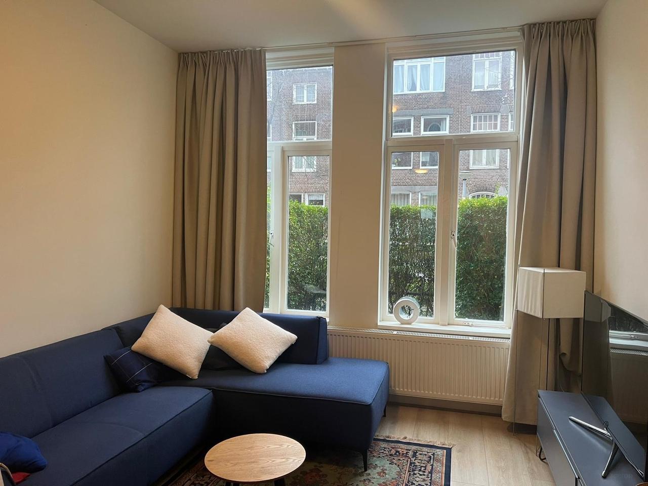 Apartment in the Zeeheldenbuurt with an 85m2 garden - Image 4
