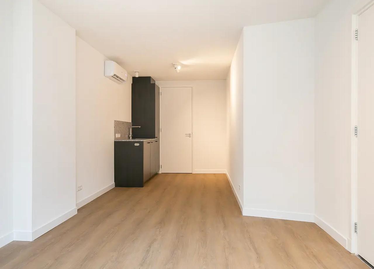Sustainable 19 m² studio in Goirkestraat - Image 3