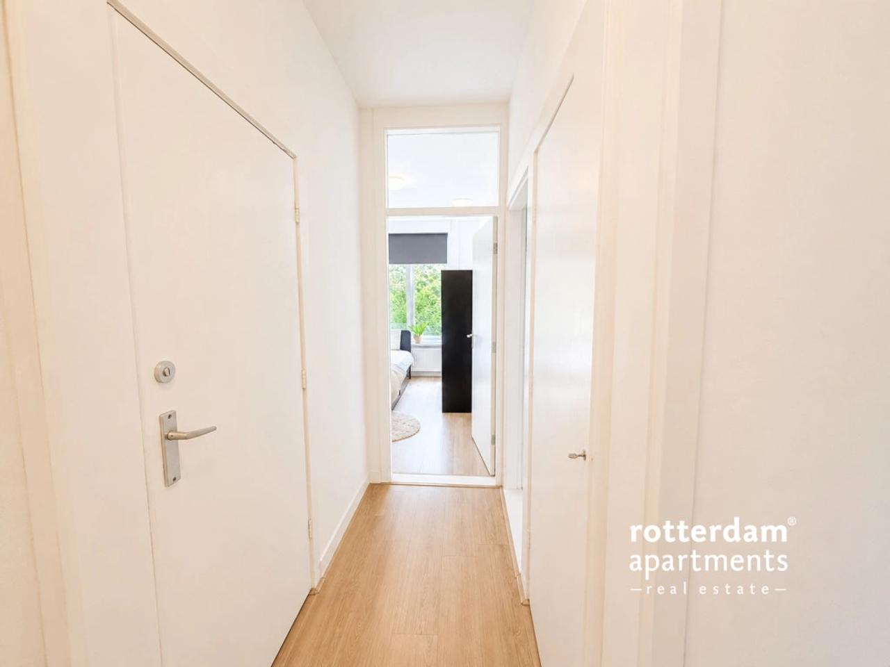 Lightly furnished apartment in Schildersbuurt-West - Image 16