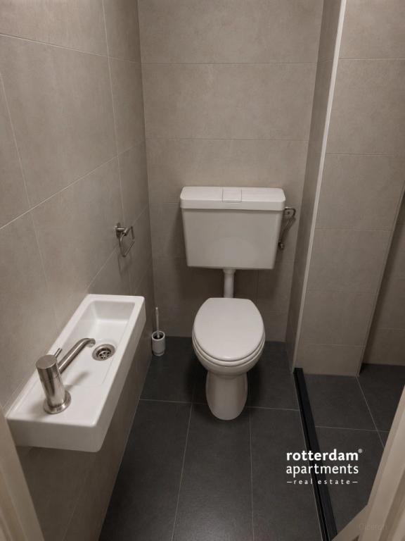 Lightly furnished apartment in Schildersbuurt-West - Image 14