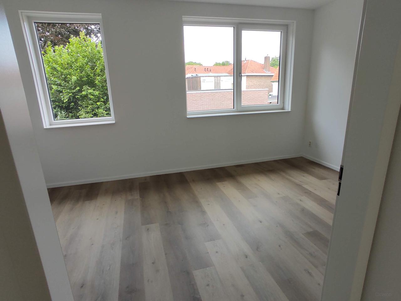 Modern huis met tuin in Waalre - Afbeelding 8
