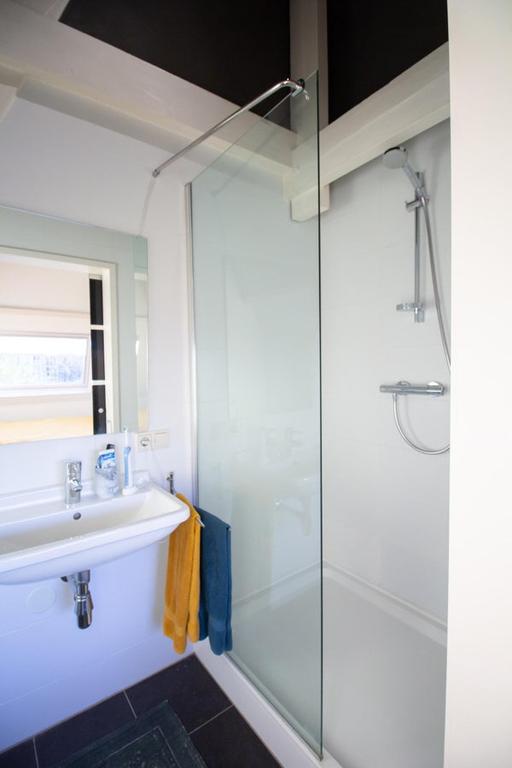 Furnished apartment in Besterd - Image 17