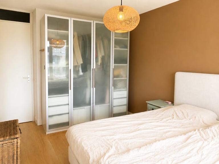 100m² apartment with 3 bedrooms - Image 13