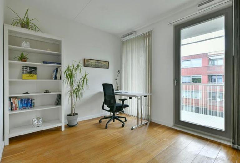 100m² apartment with 3 bedrooms - Image 21