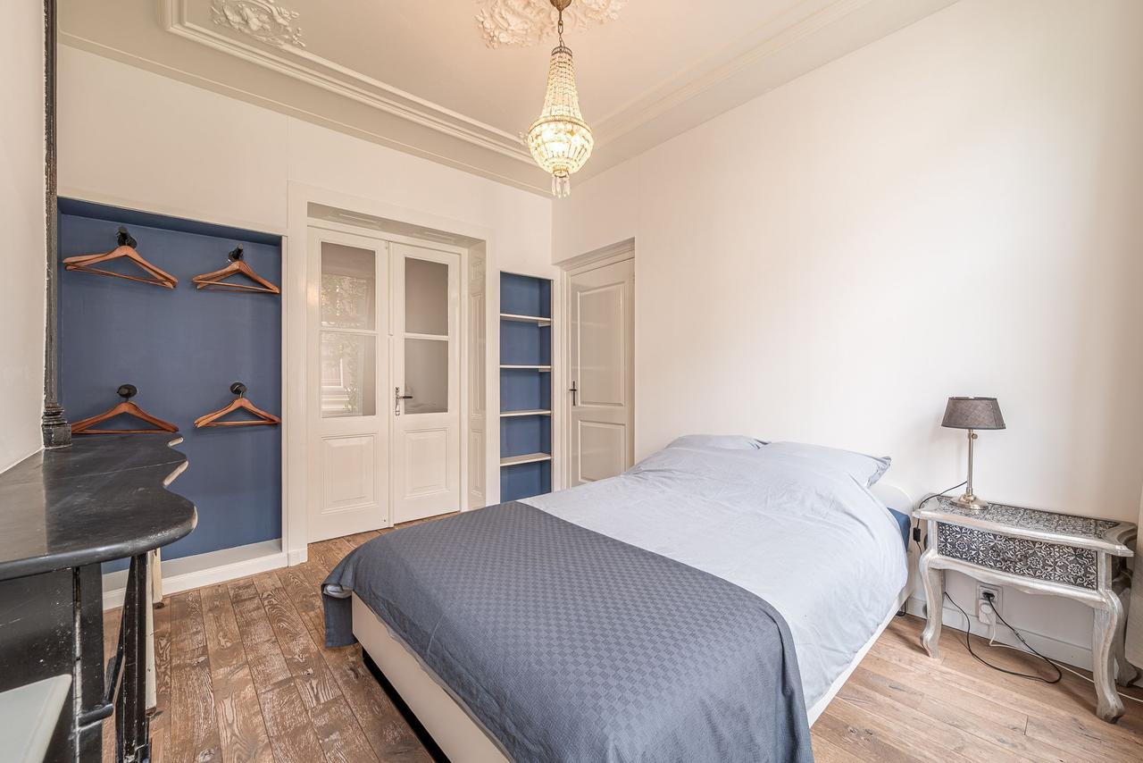 Quiet living: 58 m² with terrace in De Pijp - Image 14