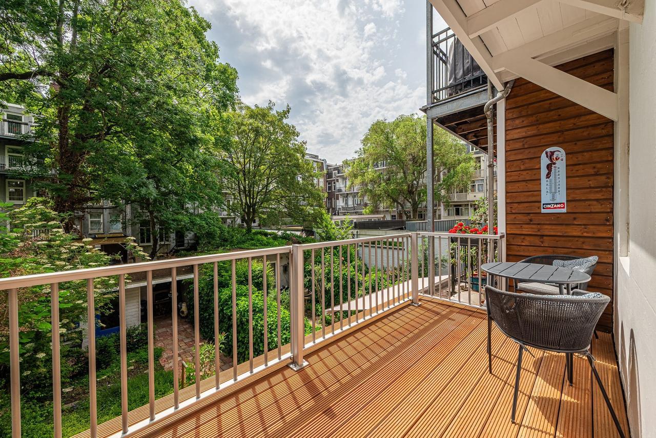 Quiet living: 58 m² with terrace in De Pijp - Image 1