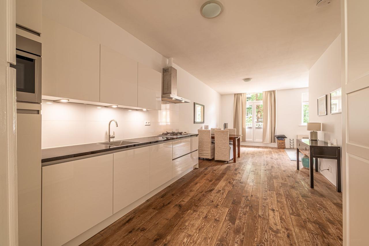 Quiet living: 58 m² with terrace in De Pijp - Image 3