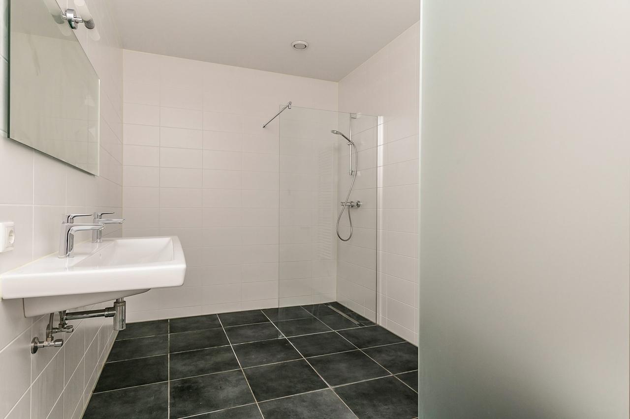 3-room apartment of 111 m² with two balconies - Image 14