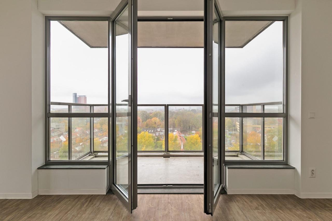 3-room apartment of 111 m² with two balconies - Image 6