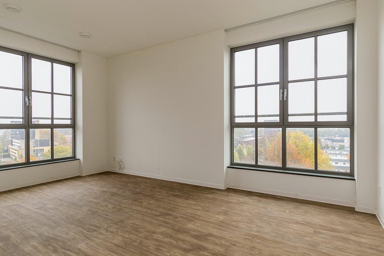 3-room apartment of 111 m² with two balconies - Image 15
