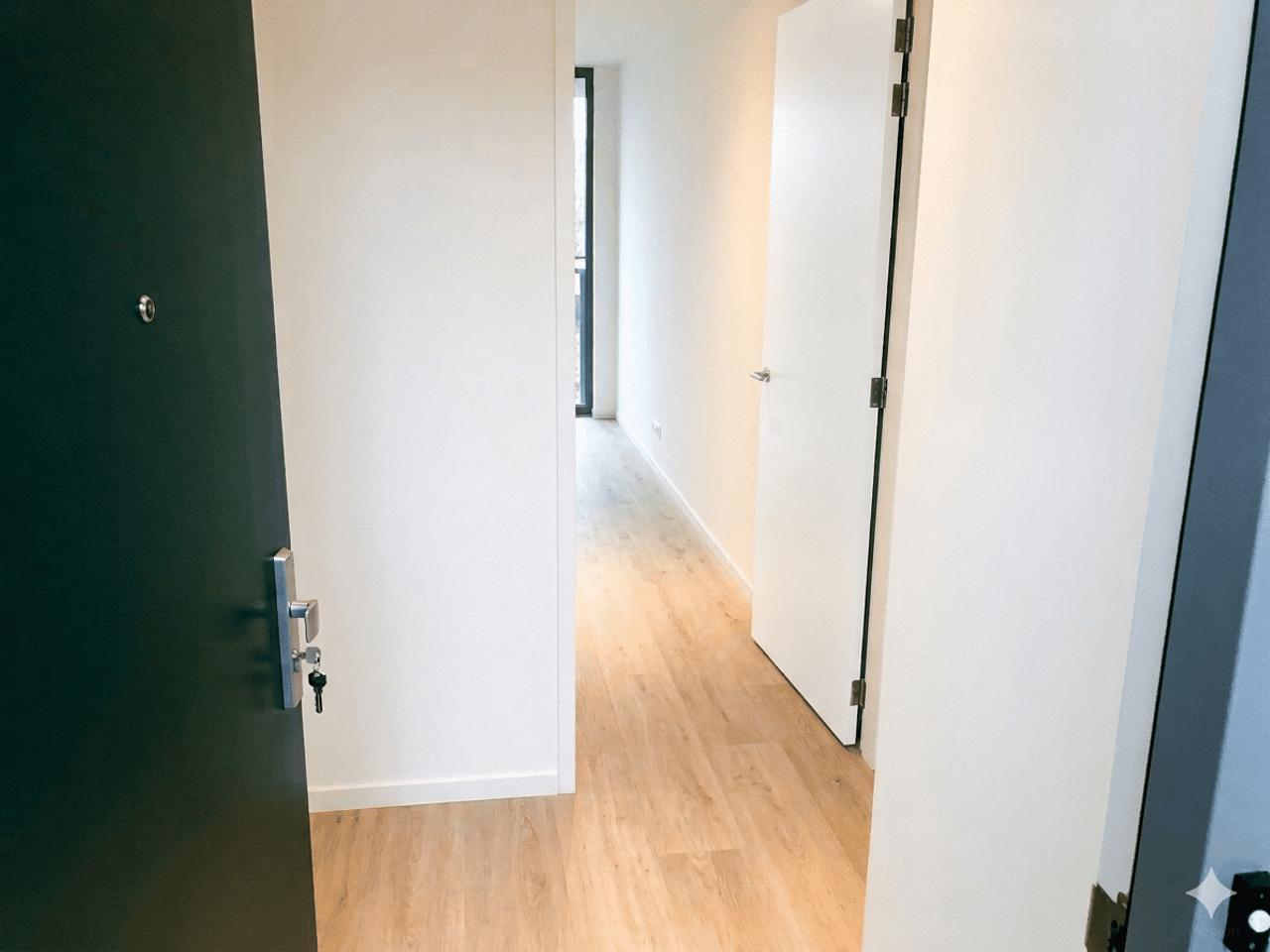 Tweekamerappartement met balkon en gym - Afbeelding 2
