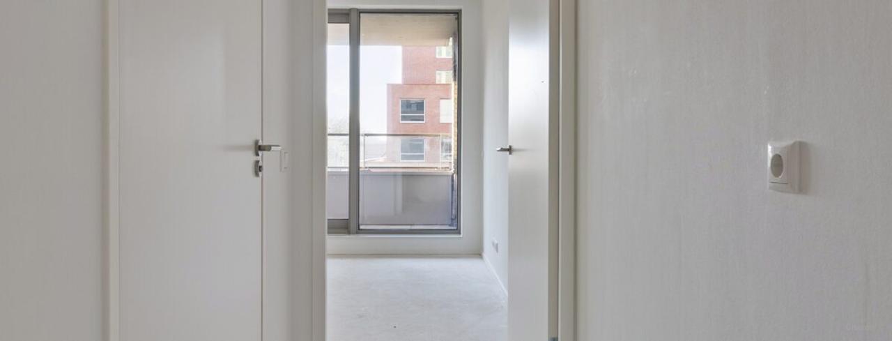 New 1-bedroom apartment (57 m²) with loggia near Sloterdijk - Image 2
