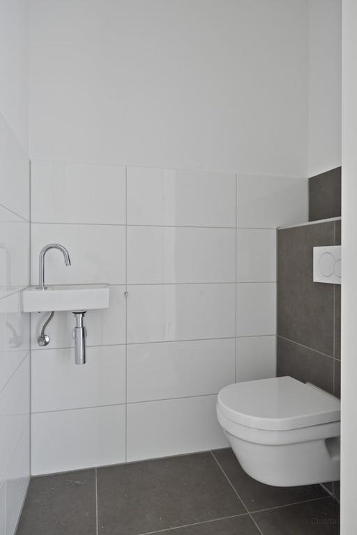 Modern 3-room apartment in the center of Tilburg - Image 8