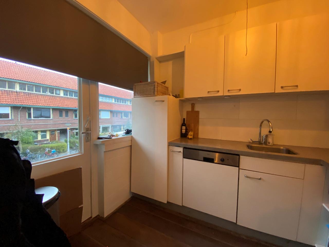 Apartment with two balconies in the Indische Buurt - Image 5