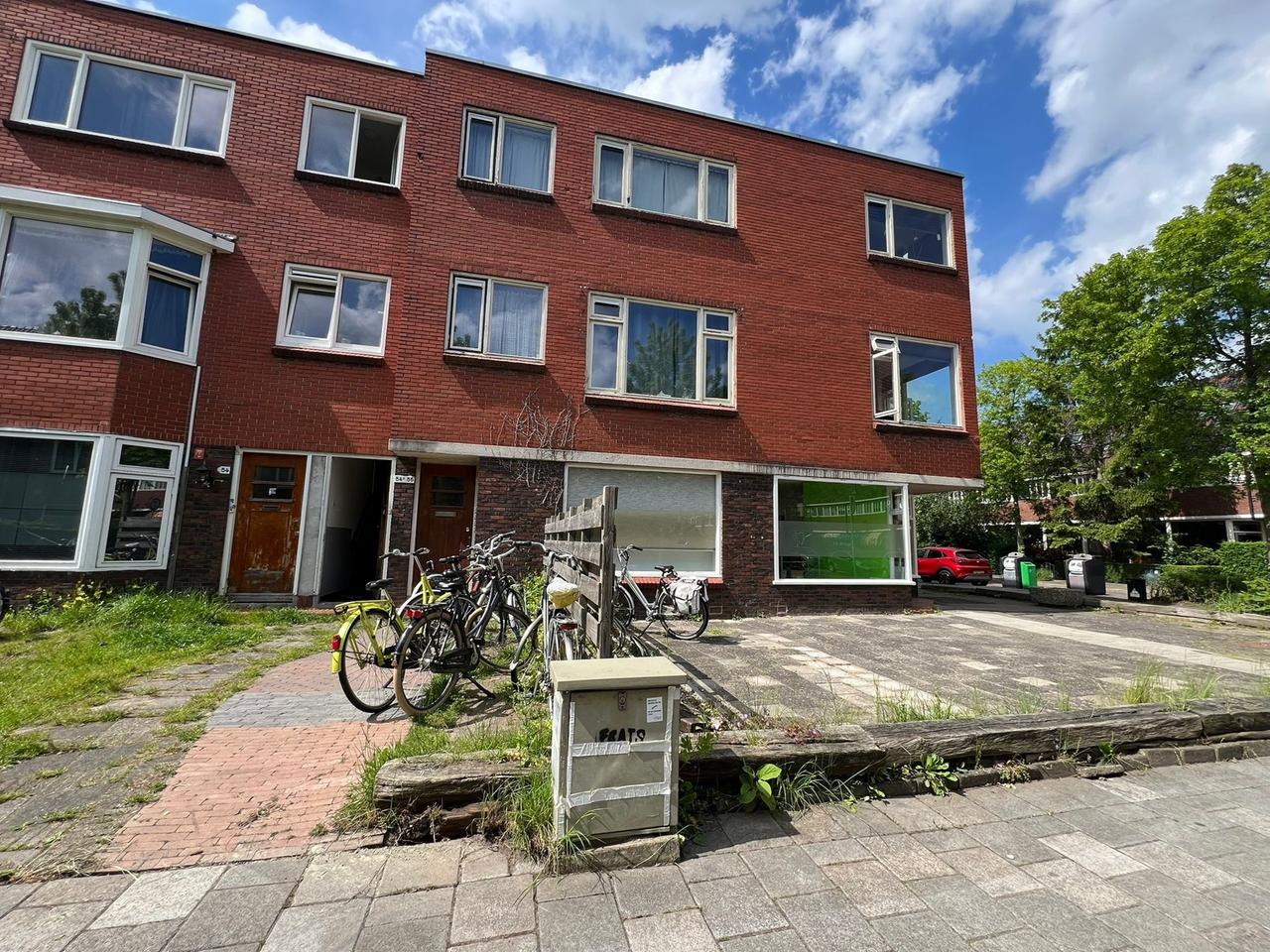 Energy-efficient apartment in Oud-Noord - Image 1