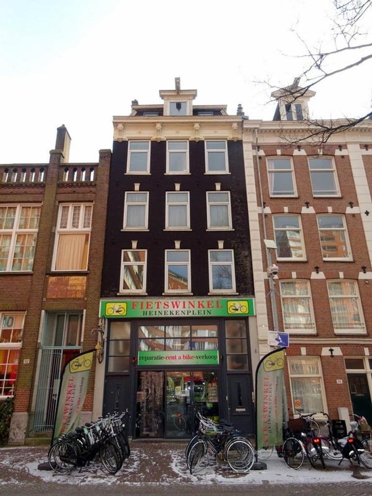 Student Apartment of 32 m² in De Pijp - Image 2