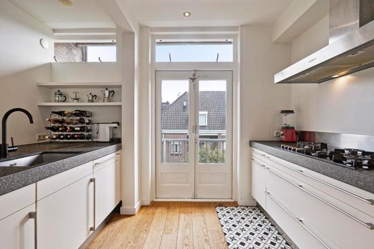 Waterfront Maisonette in De Pijp - Image 15