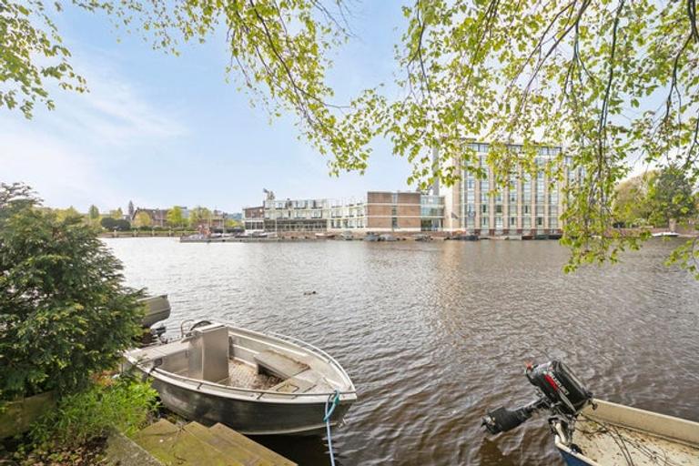 Waterfront Maisonette in De Pijp - Image 4