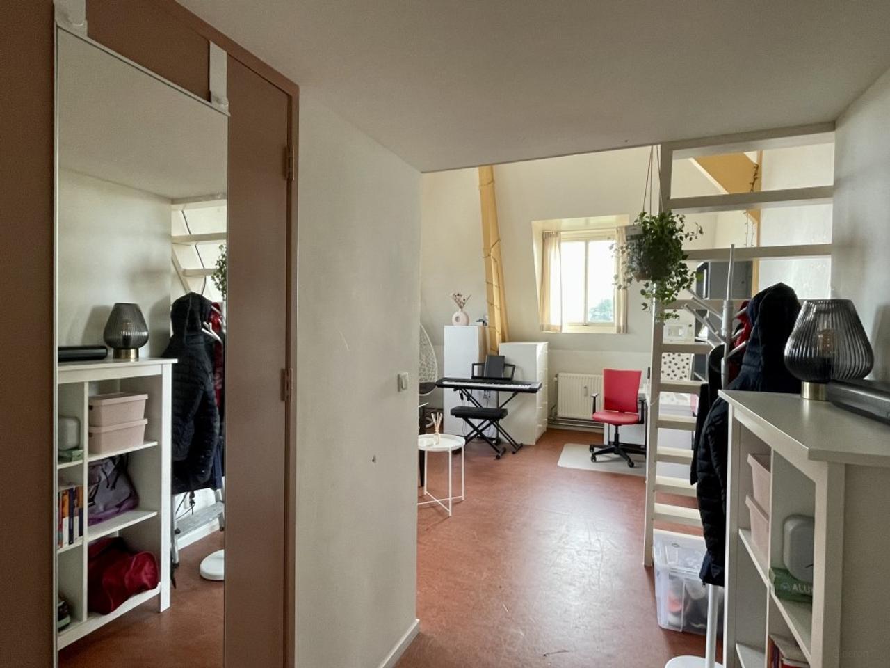 Studio in oud schoolgebouw Arnhem - Afbeelding 3
