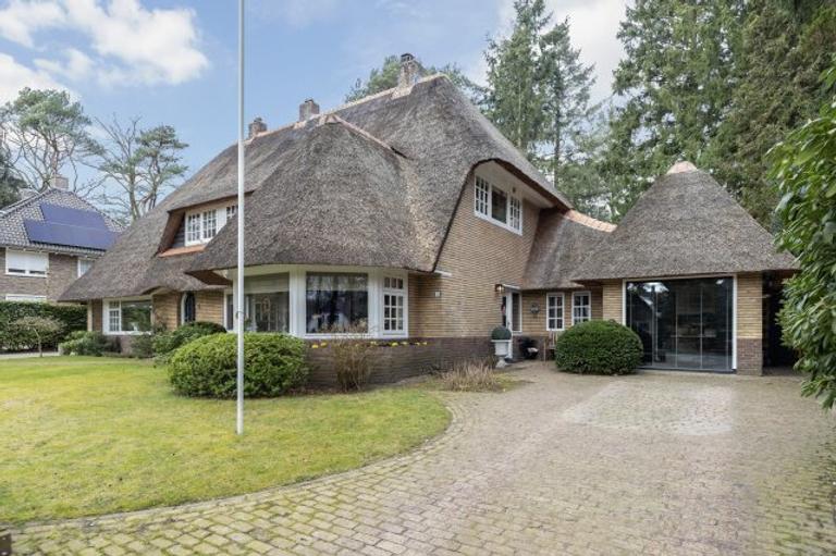 Jaren '30 villa (200m²) in Berg en Bos - Afbeelding 1