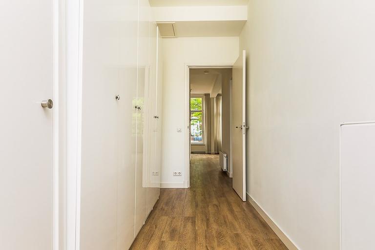 Apartment with Roof Terrace in Oud-Zuid - Image 12