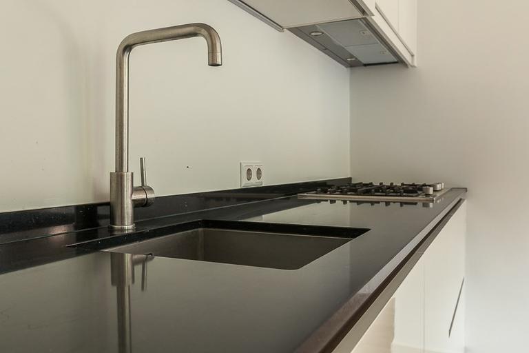 Apartment with Roof Terrace in Oud-Zuid - Image 7
