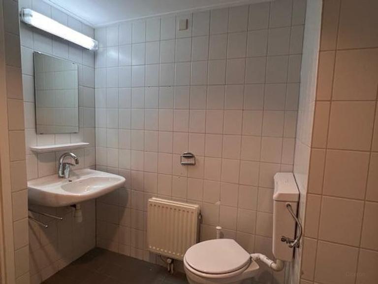 Student Apartment with Balcony in Valkenberg - Image 8