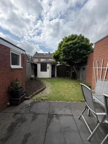Terraced house with four bedrooms and garden in Hengelo - Image 2