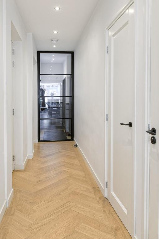 80m² apartment with 35m² garden - Image 8