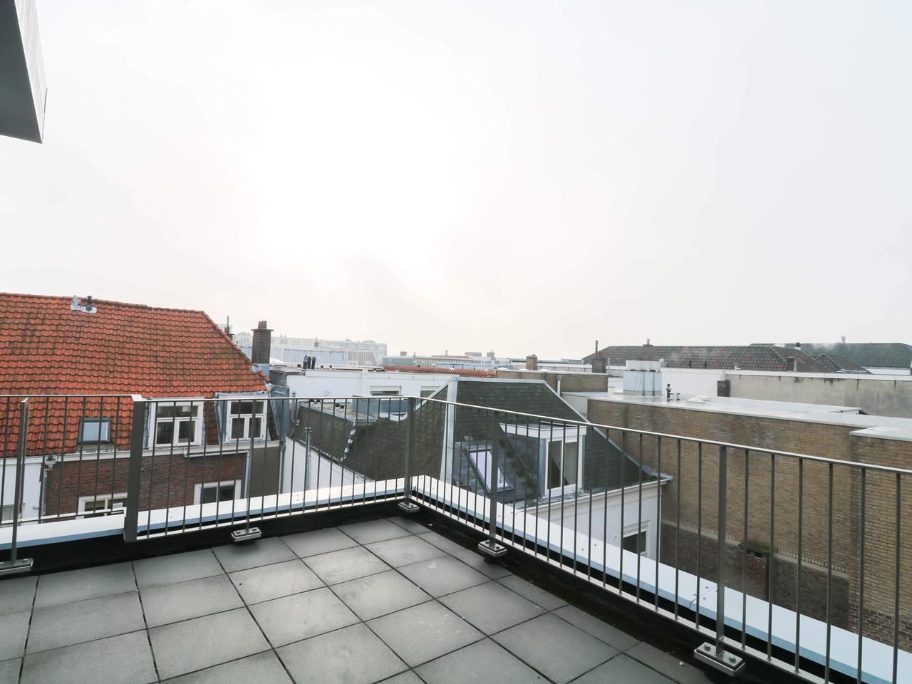Bright studio with private terrace and energy label A in Kortenbos - Image 6