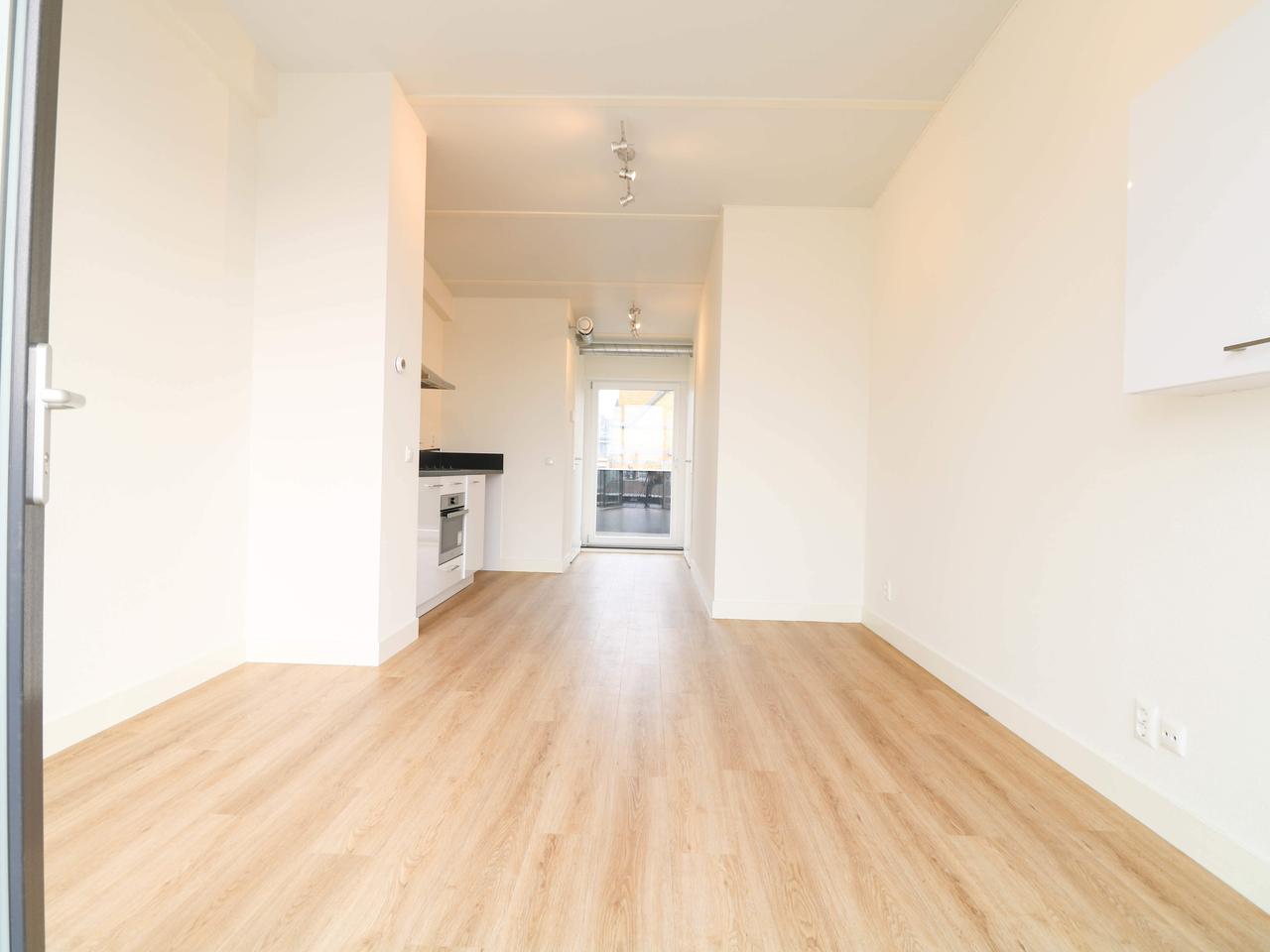 Bright studio with private terrace and energy label A in Kortenbos - Image 7
