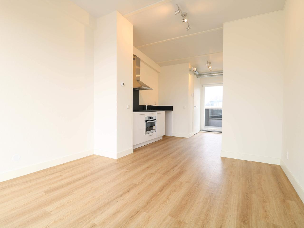Bright studio with private terrace and energy label A in Kortenbos - Image 2