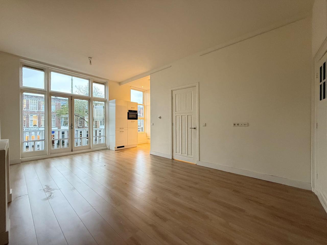 Renovated apartment Bezuidenhout - Image 2