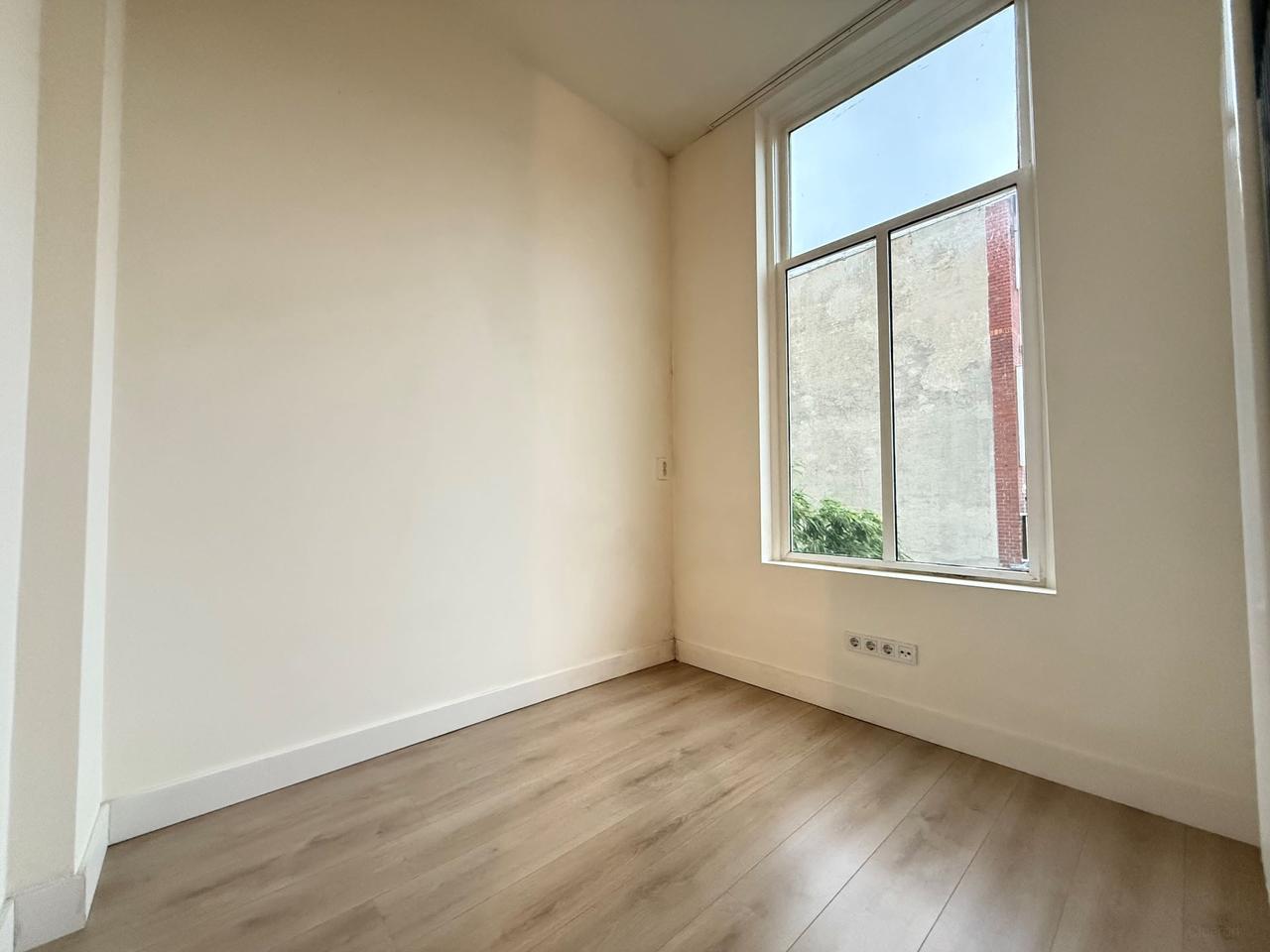 Renovated apartment Bezuidenhout - Image 7